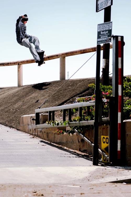 noir/antique Globe Brand los en colère ii V20N18